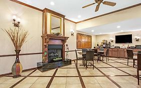 Super 8 By Wyndham Clinton